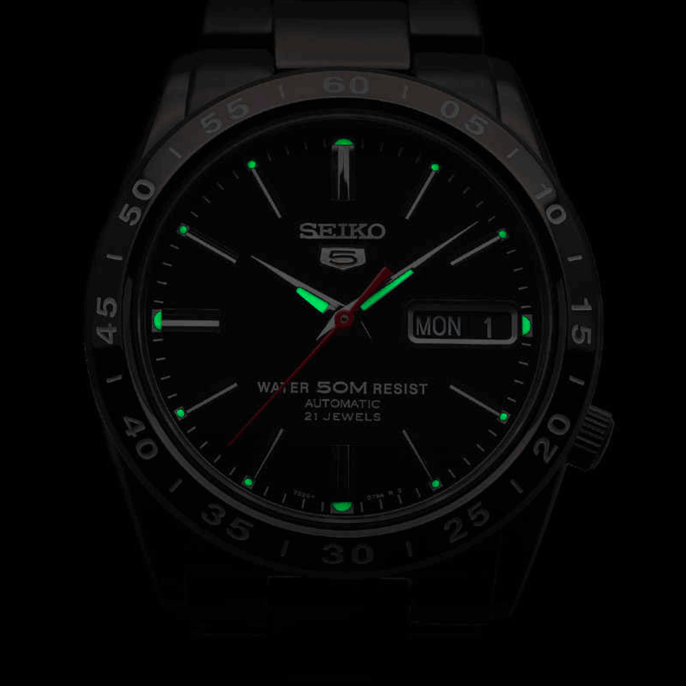 Reloj Seiko 5 Análogo Automático SNKE03KC Metálico 36mm