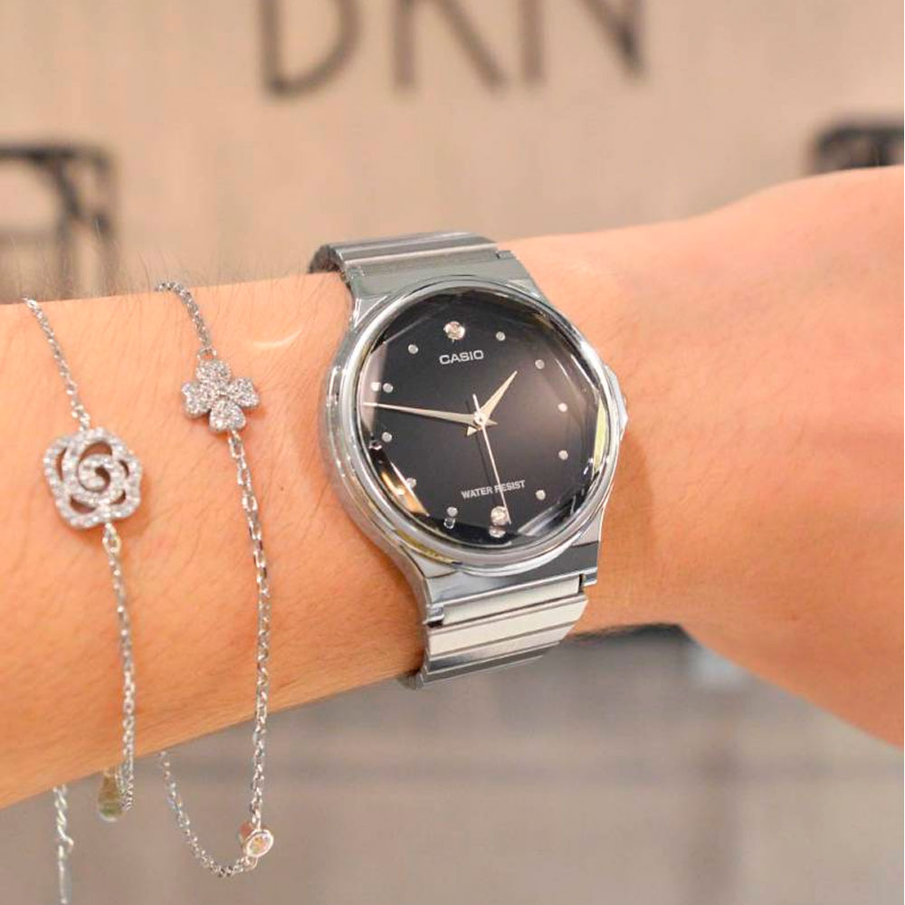 Reloj Casio Análogo MQ-1000D-1ADF Diamond Negro Flat