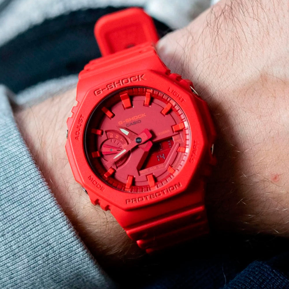 Reloj Casio G-Shock Royal Oak GA-2100-4ADR Carbon Core - Dando la Hora