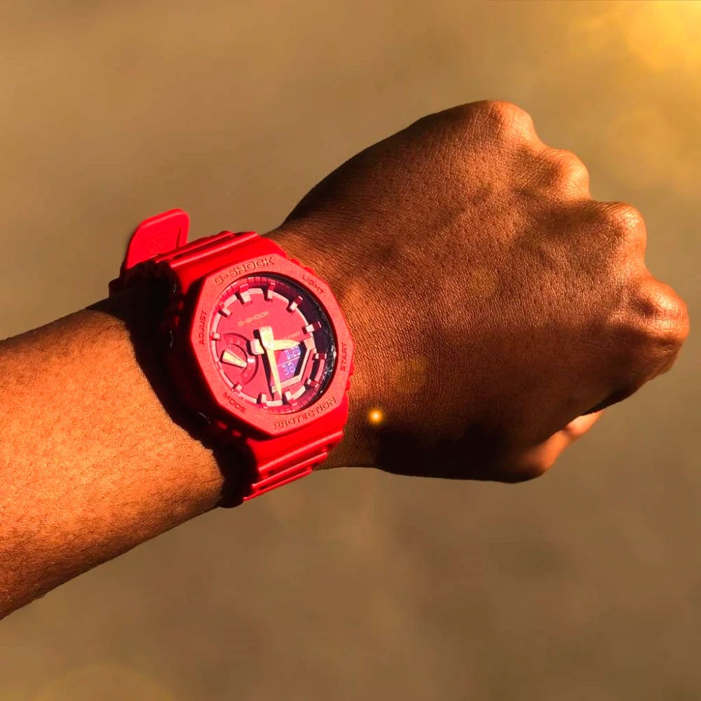 Reloj Casio G-Shock Royal Oak GA-2100-4ADR Carbon Core - Dando la Hora