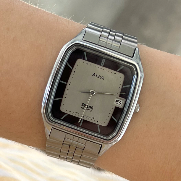Reloj Seiko Alba solar quartz V102-5040 32mm VIAJE JAPÓN