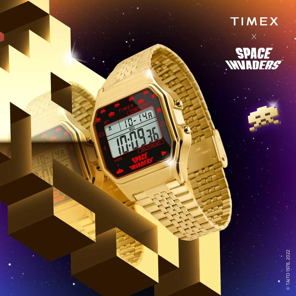 Reloj Timex Vintage T80 x Space Invaders TW2V30100 Dorado