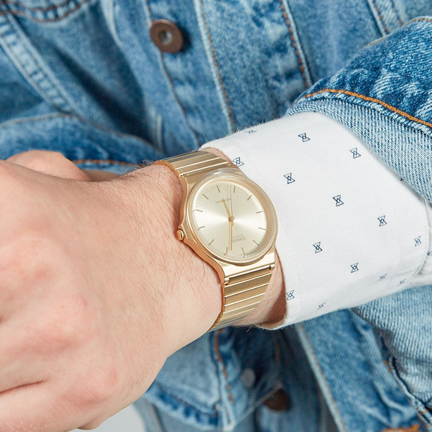 Reloj Casio Vintage MQ-24G-9EJH Dorado