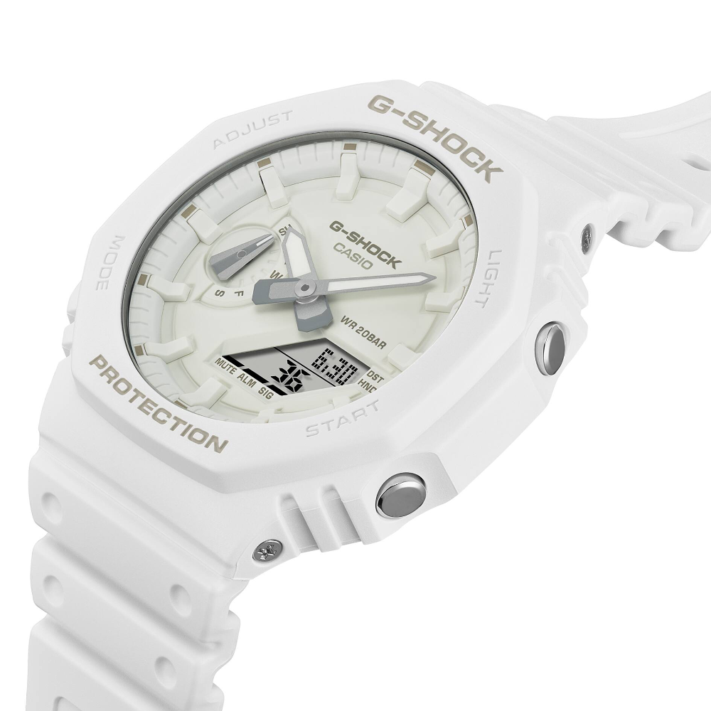 Reloj Casio G-Shock Royal Oak "Casioak" GA-2100-7A7JF Carbon Core Blanco JDM