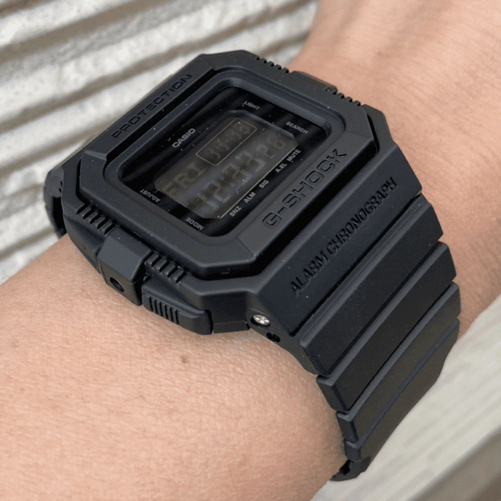Casio dw5500bb hotsell