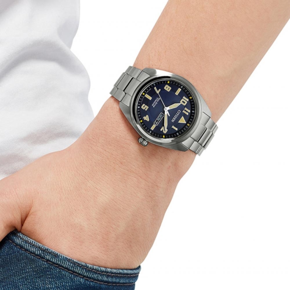 Reloj Citizen Eco-Drive BM8560-88L 42mm Titanium Sapphire