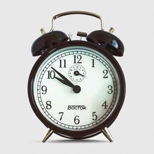 Reloj Despertador A Cuerda Vostok Table Clock 3017-1