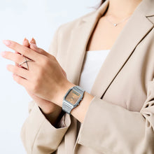 Reloj Casio Vintage AQ-230A-4A Análogo Digital