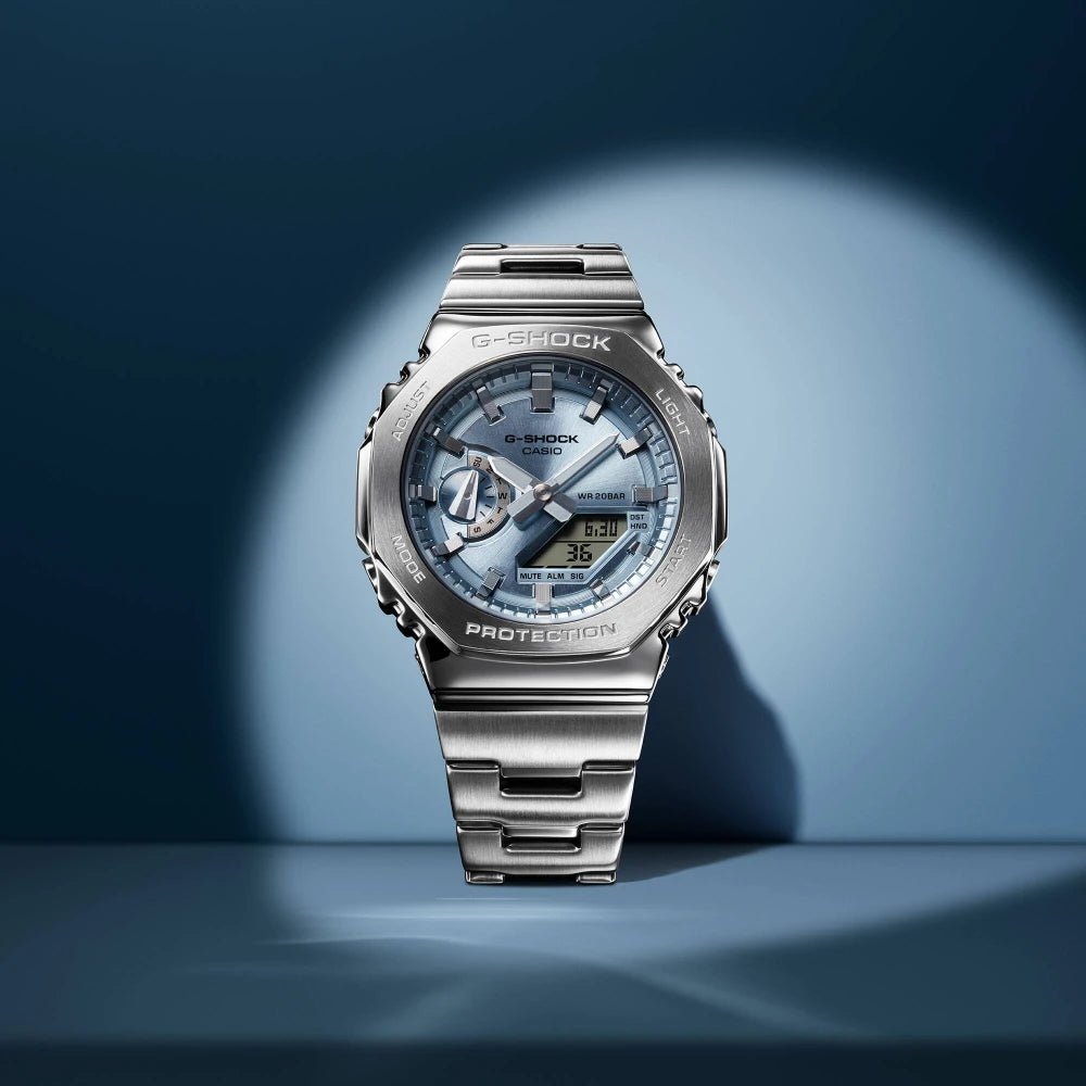 Reloj Casio G-Shock GM-2110D-2AJF Metálico Celeste