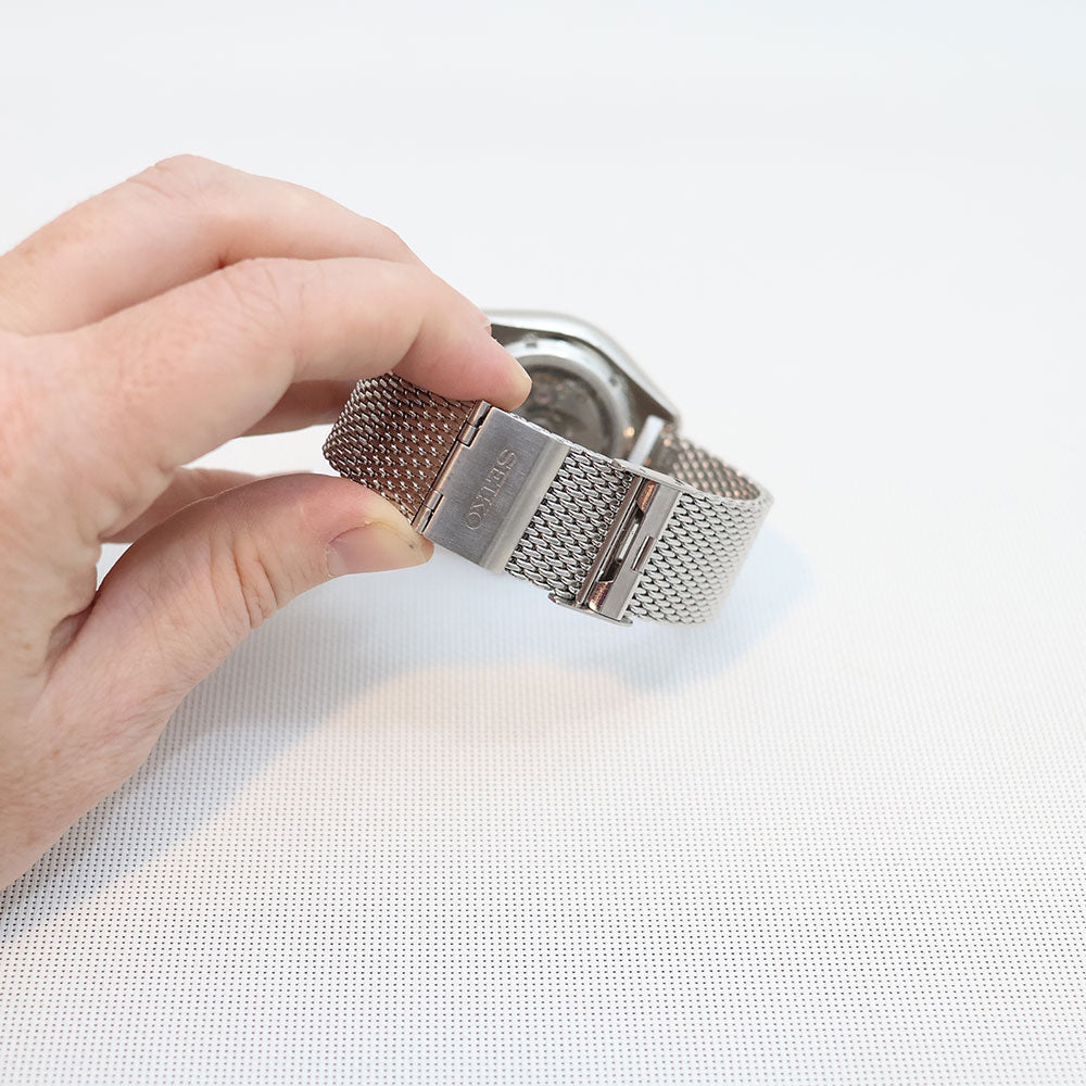 (Segunda Mano) Reloj Seiko 5 Análogo Automático SRPD71 Metálico 42.5mm (Broche malo)
