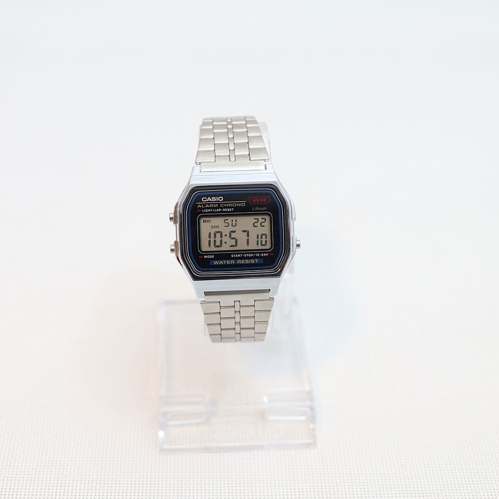 (Segunda Mano) Reloj Casio Vintage A159WA-N1DF Plateado MADE IN JAPAN