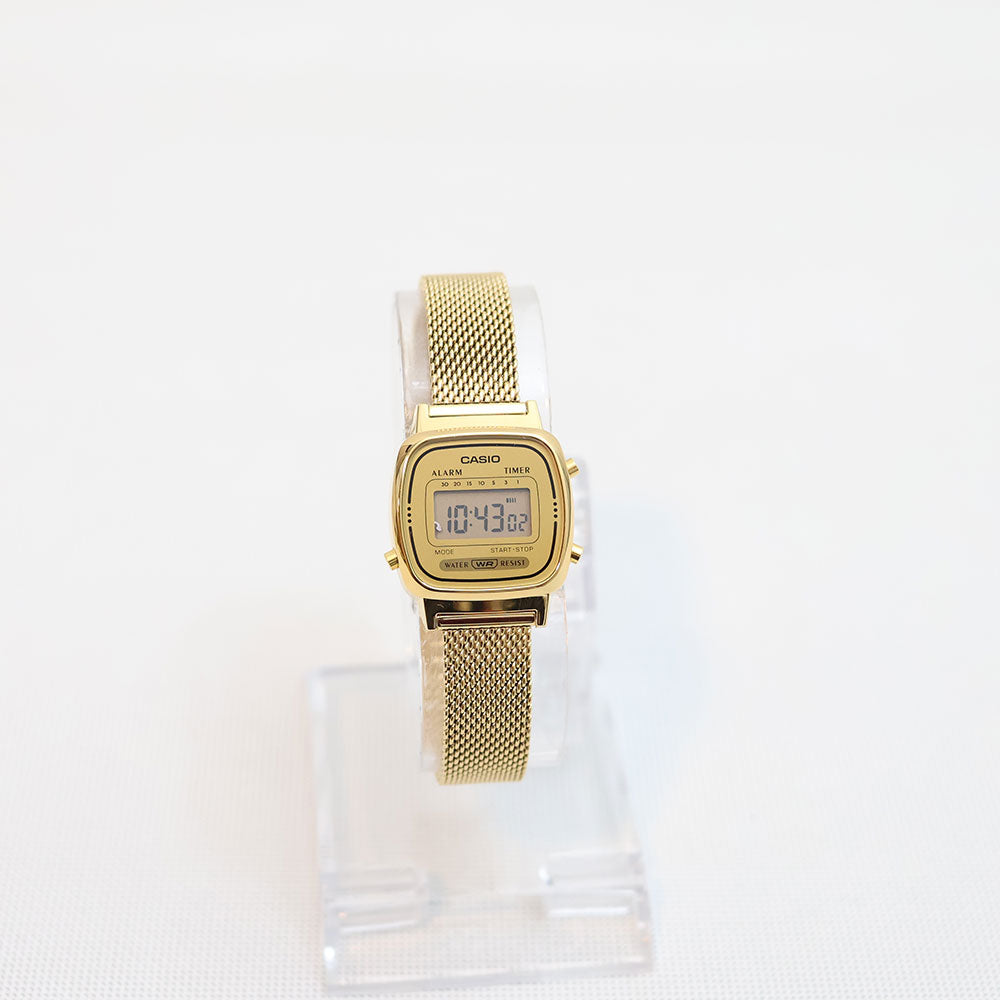 (Segunda Mano) Reloj Casio Vintage LA670WEMY-9DF Milanese Dorado