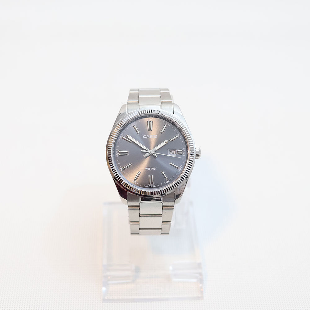 (Segunda Mano) Reloj Casio Análogo MTP-1302D-1A1V Negro 38,5mm