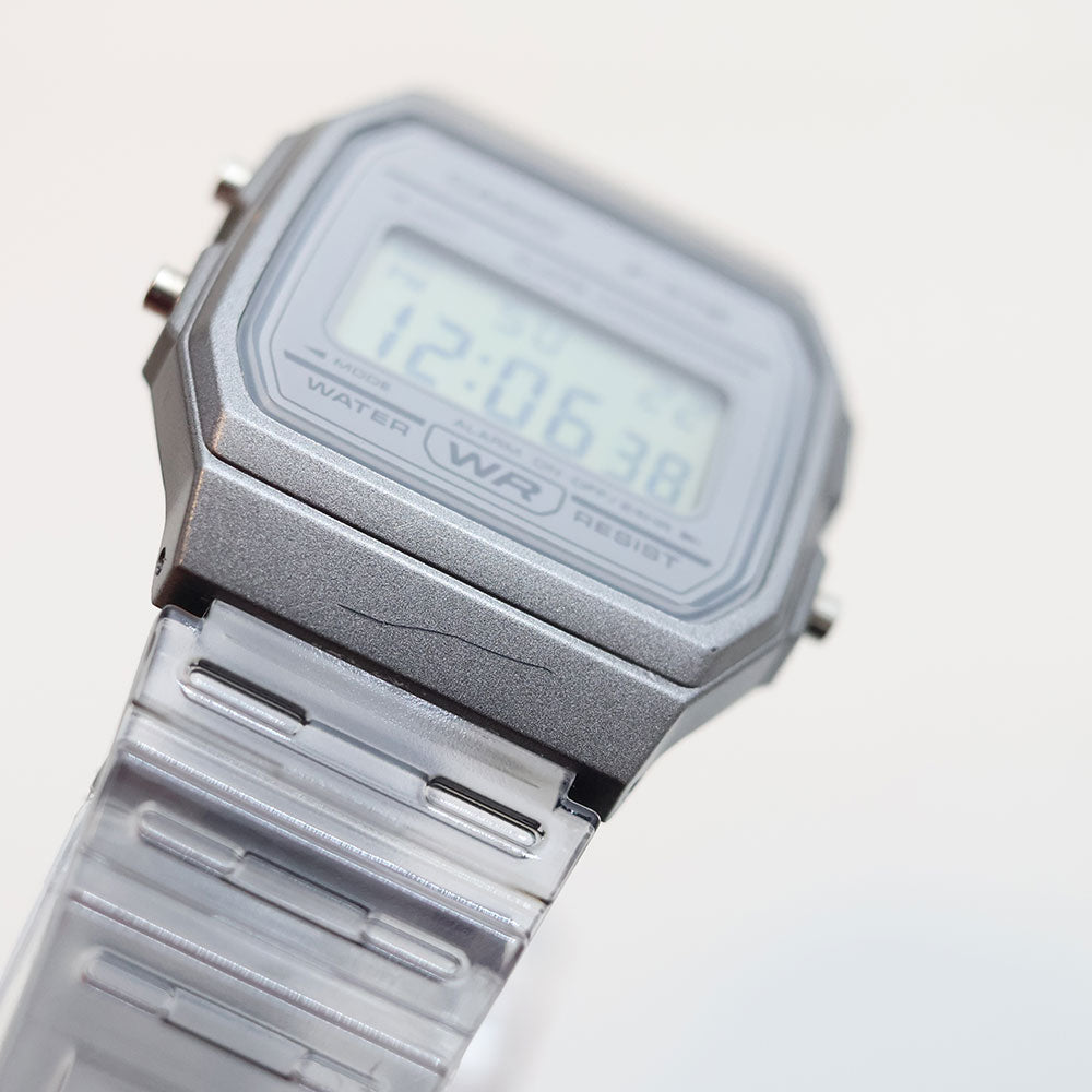 (Segunda Mano) Reloj Casio Vintage F-91WS-8DF Gris Transparente