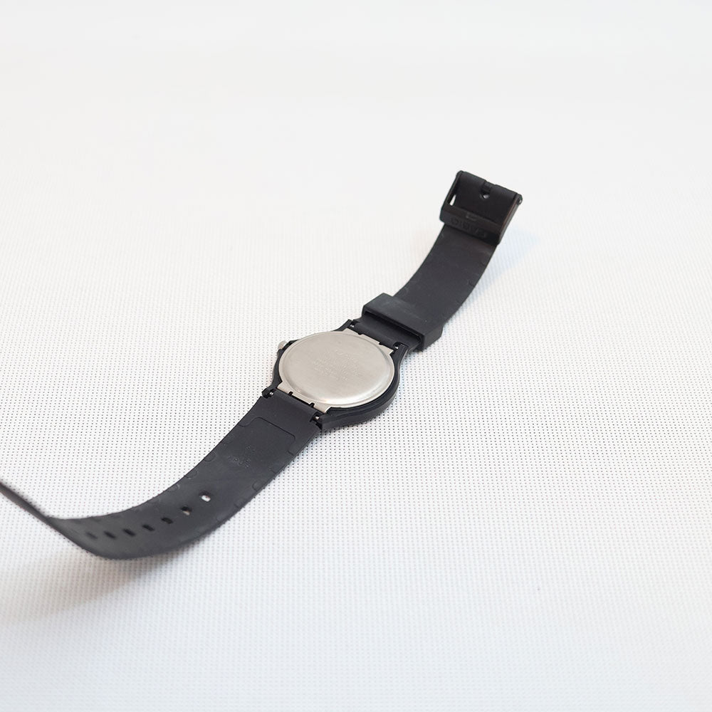 (Segunda Mano) Reloj Casio Vintage MQ-24-1ELDF Negro Flat