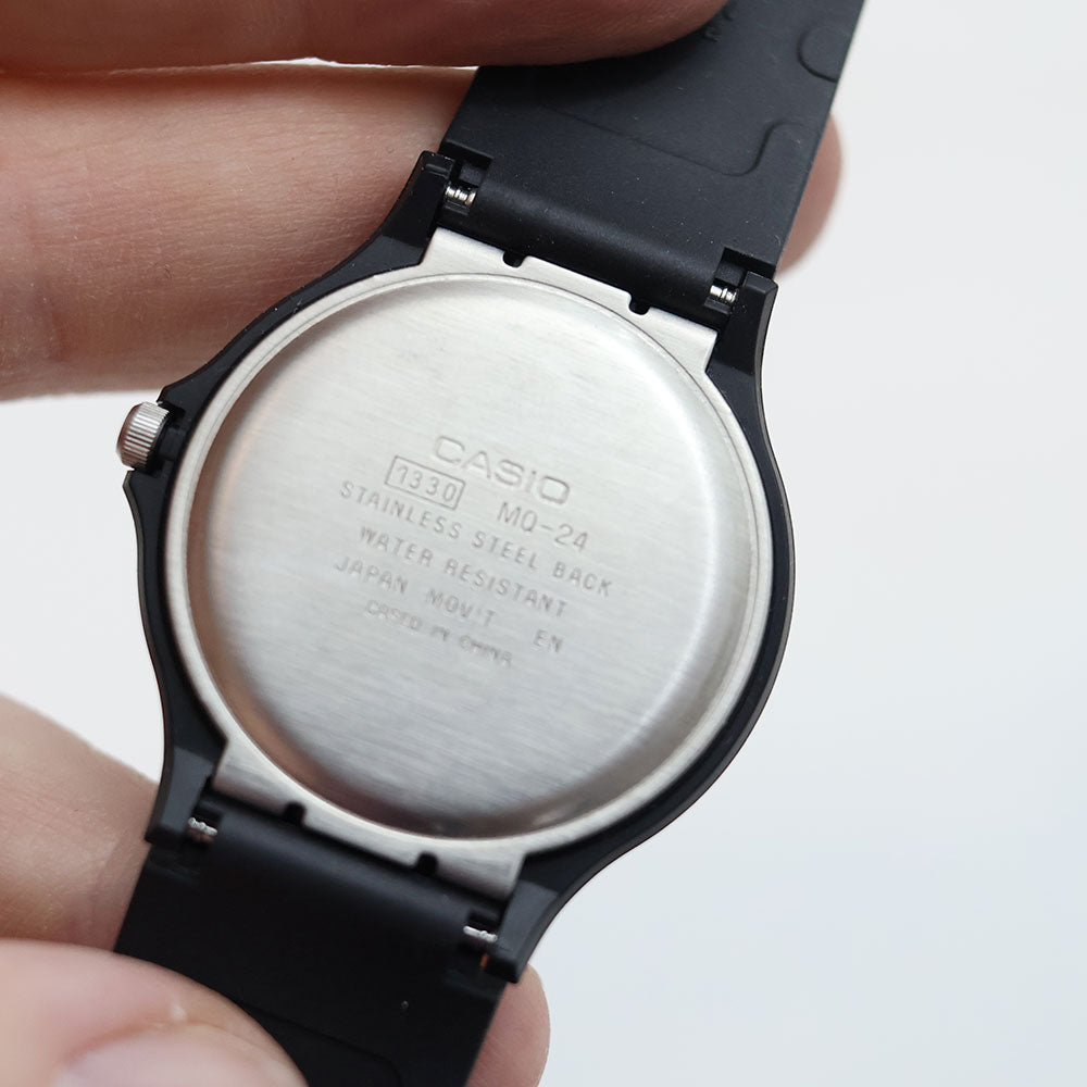 (Segunda Mano) Reloj Casio Vintage MQ-24-1ELDF Negro Flat