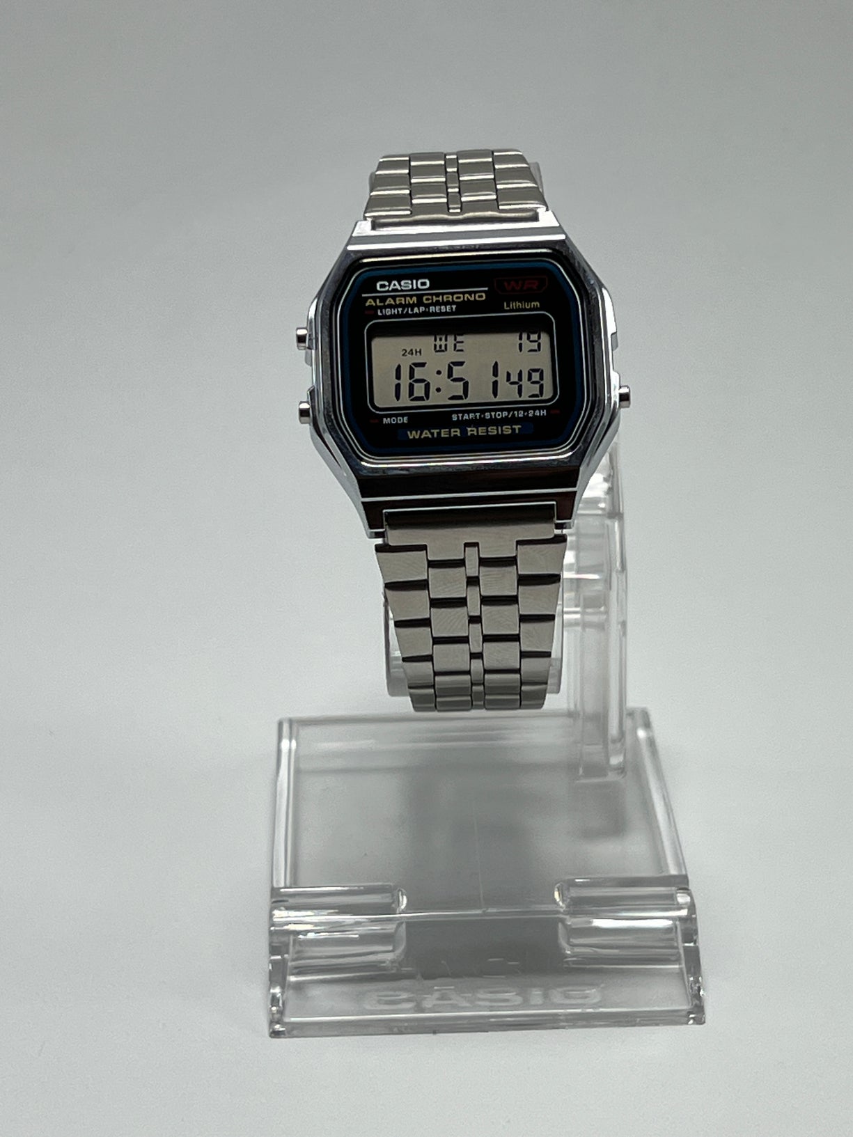 (Segunda Mano) Reloj Casio Vintage A159WA-N1DF Plateado MADE IN JAPAN