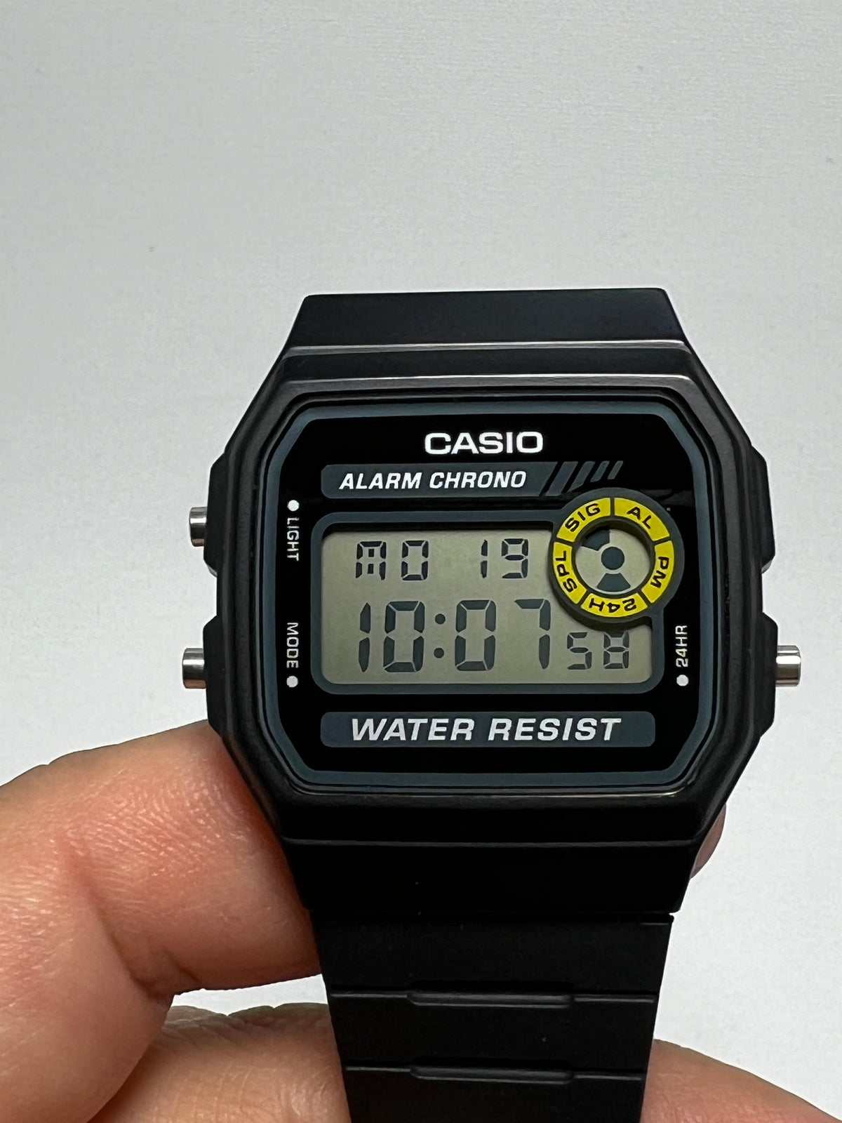Reloj Casio Vintage F-94WA-8DG Negro [Segunda Mano]
