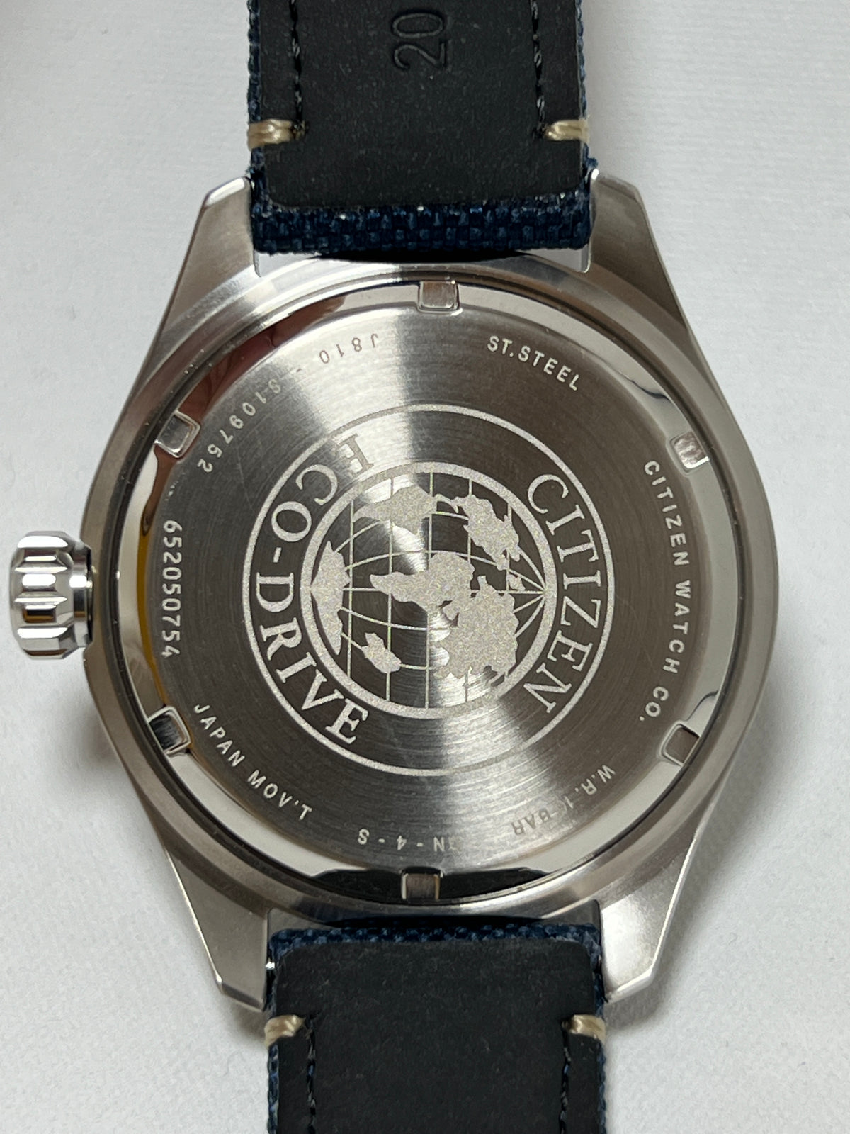 Reloj Citizen Eco- Drive AW5000-16L Quartz 43mm [Segunda Mano]