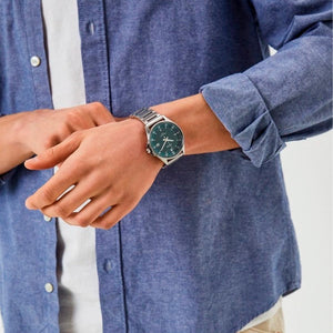 Reloj Casio Análogo MTP-E705D-3EVDF Dial Verde Acero Inoxidable 42mm