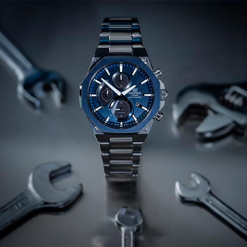 Reloj Casio Edifice EFS-S570DB-2ATough Solar Dando la Hora