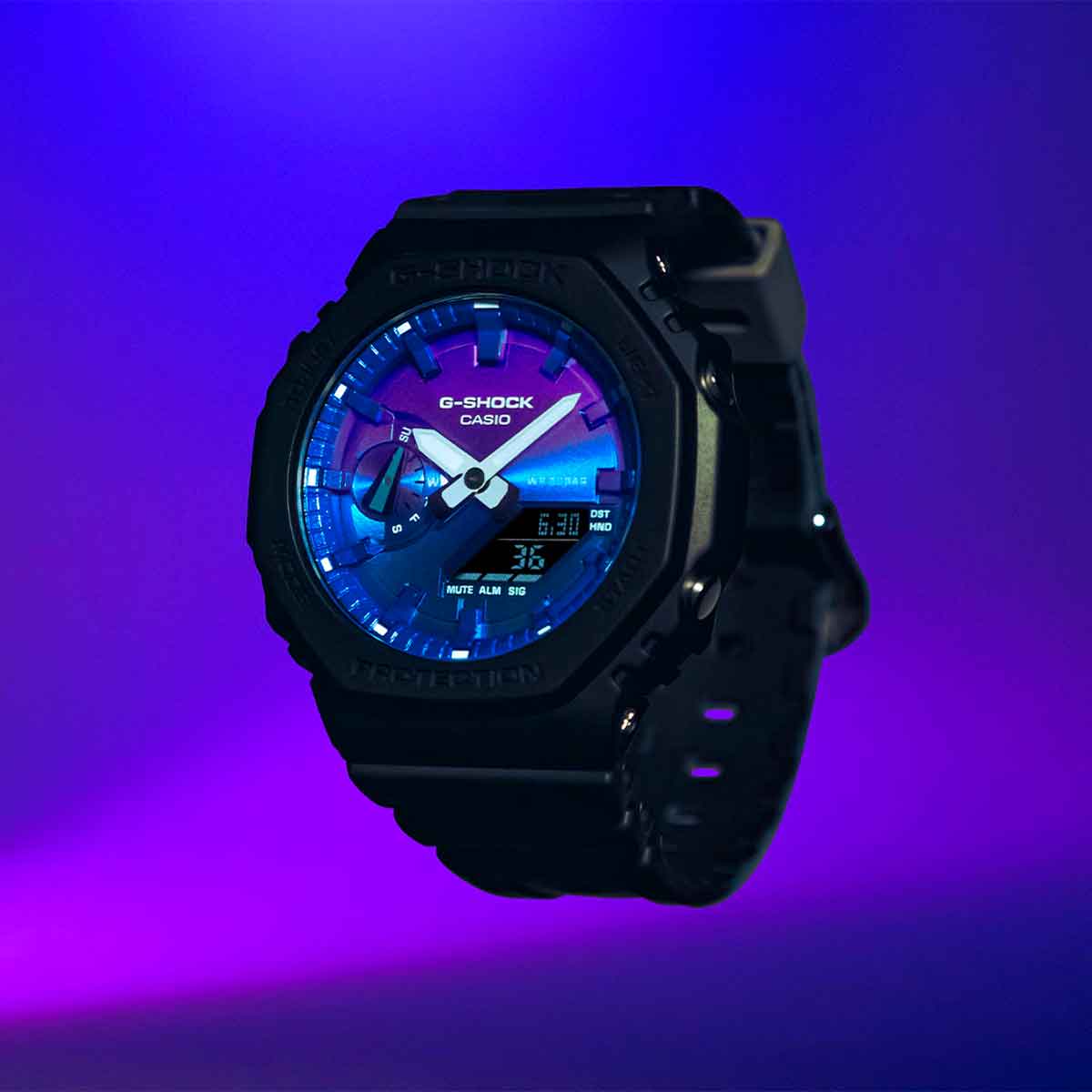 Reloj Casio G-Shock Royal Oak GA-2100FL-1AJF Carbon Core - Dando