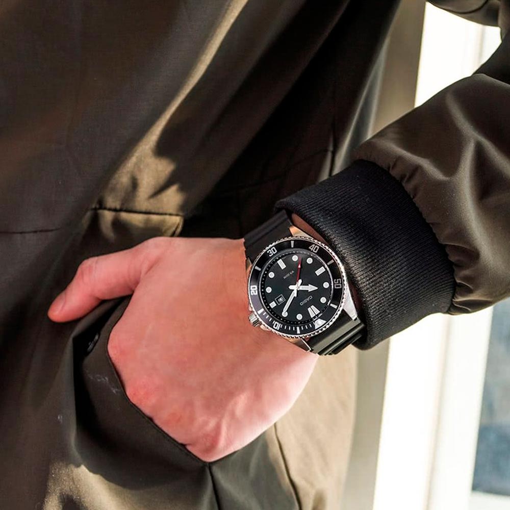 Reloj Casio Submariner Marlin MDV-107-1A1VEF Black Dive - Dando la Hora