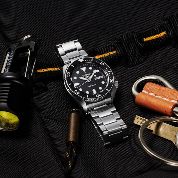 Reloj Seiko 5 Análogo Automático SRPD55K1 Metálico 42mm -Dando la Hora