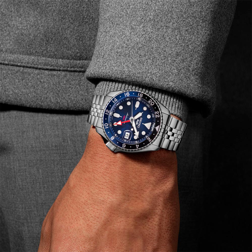Reloj Seiko 5 GMT Automático SSK003K1 Metálico 42,5mm - Dando la Hora