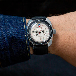 Reloj Vostok x Dando la Hora Justicia Divina, Mundial 1962 LX Aniversario
