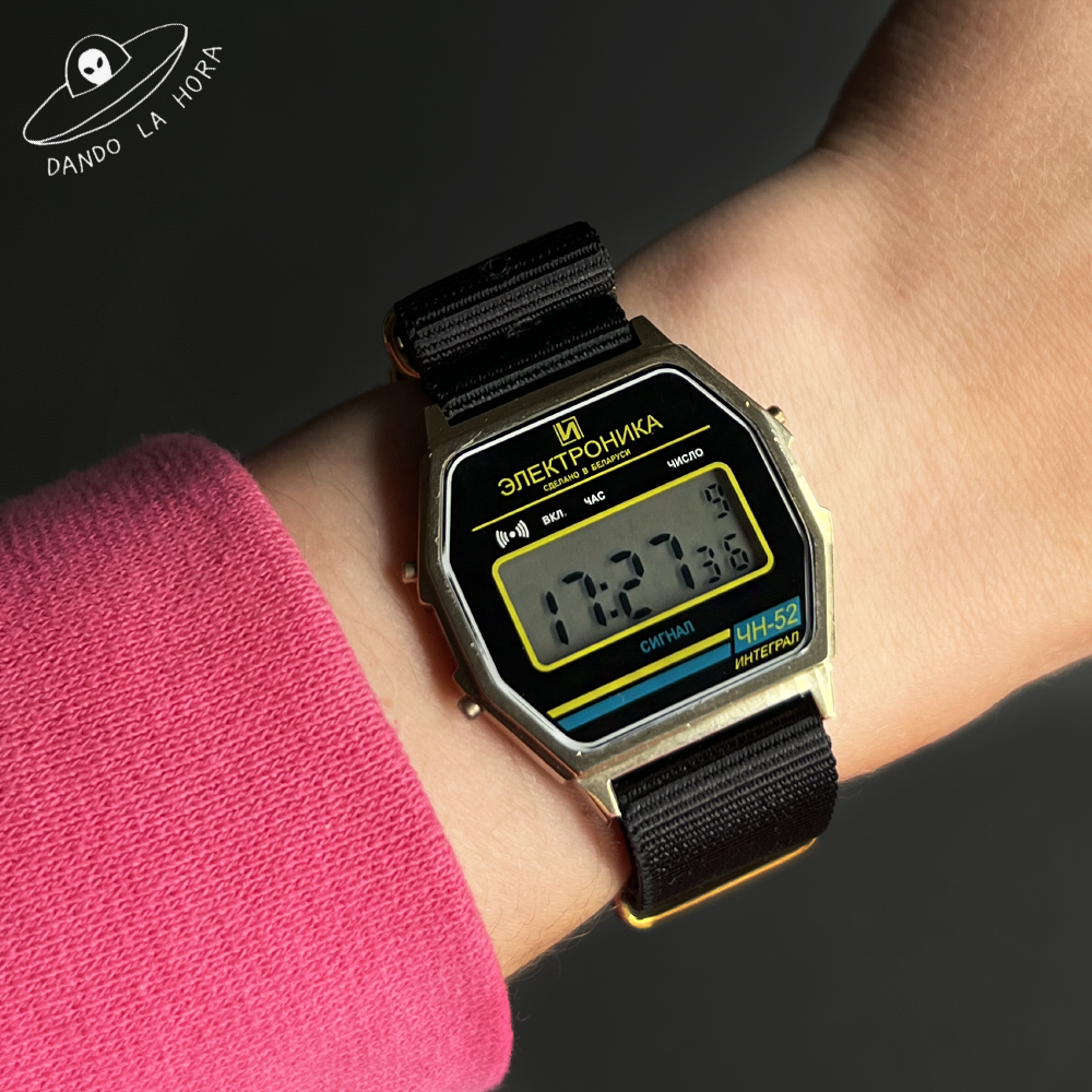 Reloj Elektronika Digital ЧН-55 / 0200300 нерж Acero Made in Belarus