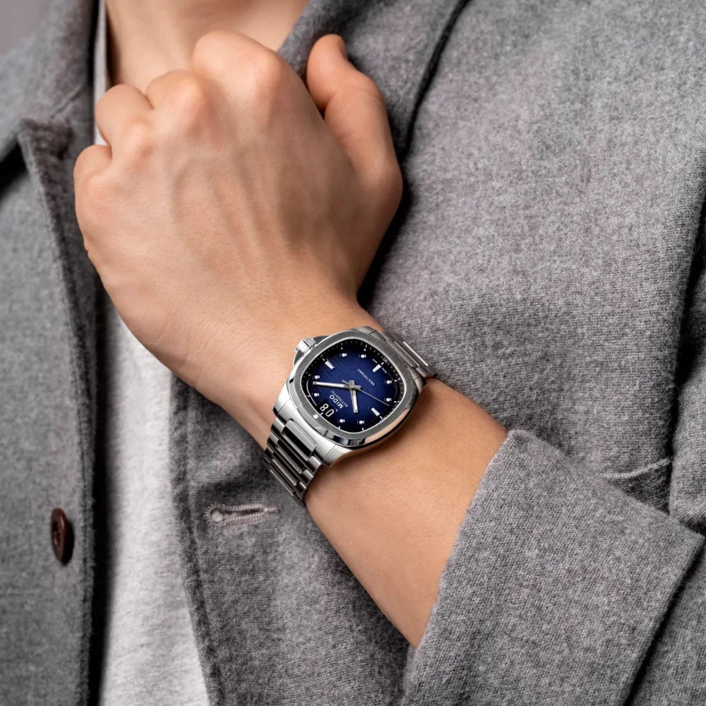 Mido Automatic M049.526.11.041.00 Multifort TV Big Date Swiss Made Azul