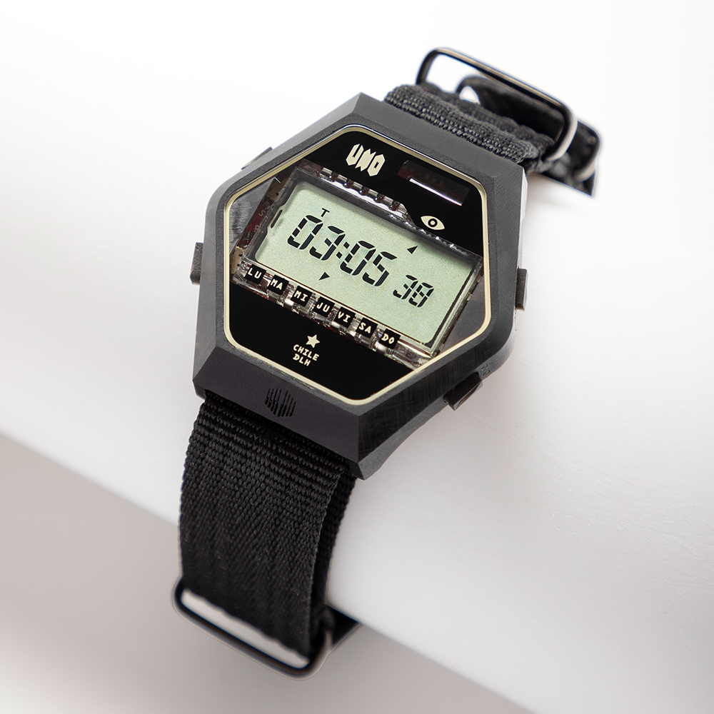 Reloj Casio G-Shock GMW-B5000GD-9 Tough Solar Bluetooth Made in Reloj Casio G-Shock GMW-B5000GD-9 Tough Solar Bluetooth Made in