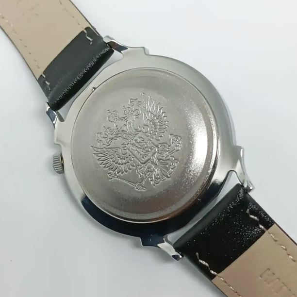 Reloj Vostok 581098 Calibre 2403 A Cuerda Made in Russia 38mm [EXCLUSIVO]