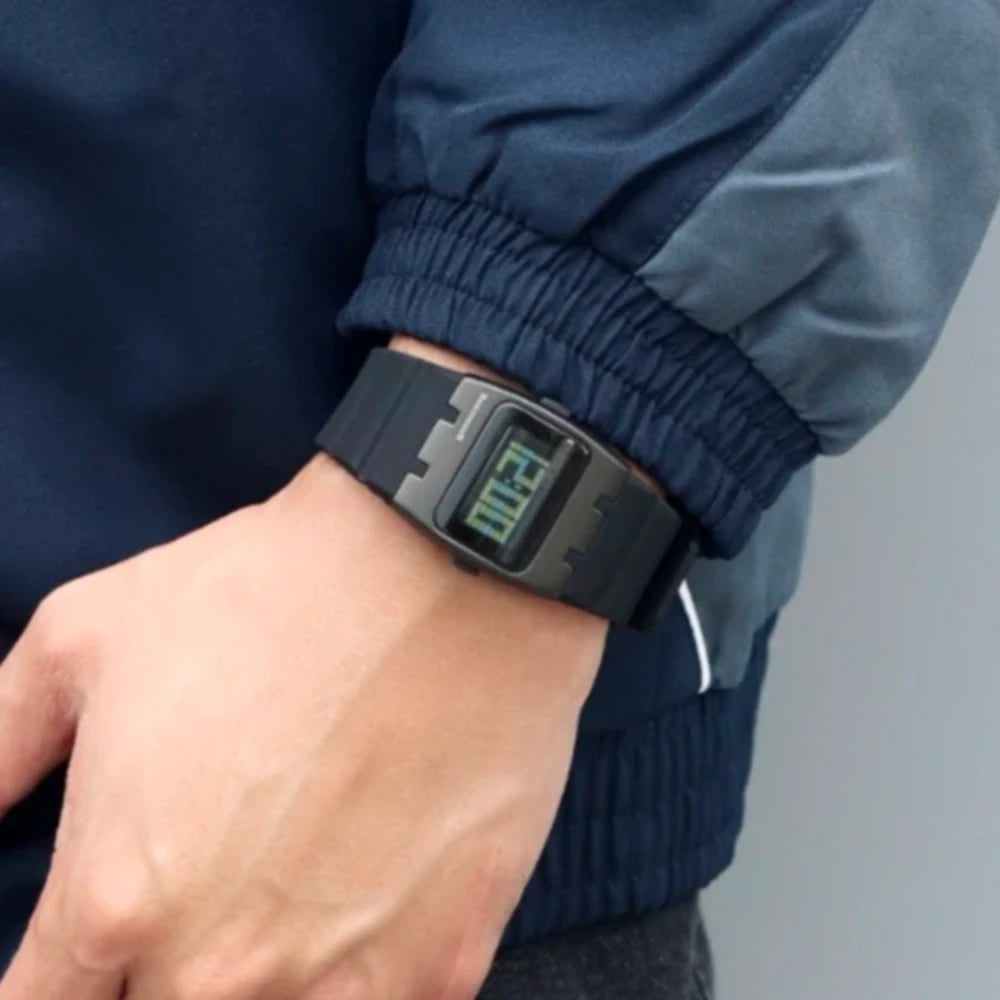 Reloj Benly Design Z8000 Black Retro Block LCD