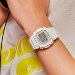 Reloj Casio Baby-G BGD-565-7DR  100 mts - Dando la Hora