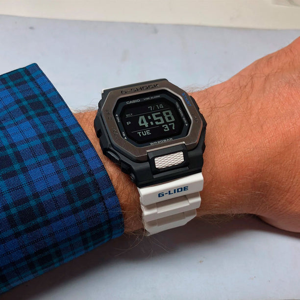 Reloj Casio G-Shock G-SQUAD GBX-100-7DR Bluetooth - Dando la Hora