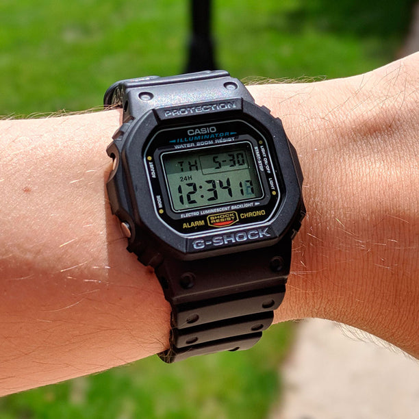 Reloj Casio G-Shock Vintage DW-5600E-1VCT Negro Clásico - Dando la Hora