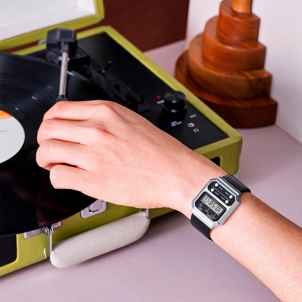 Reloj Casio Vintage A100WEL-1ADF Alien F-100 Plateado - Dando la Hora
