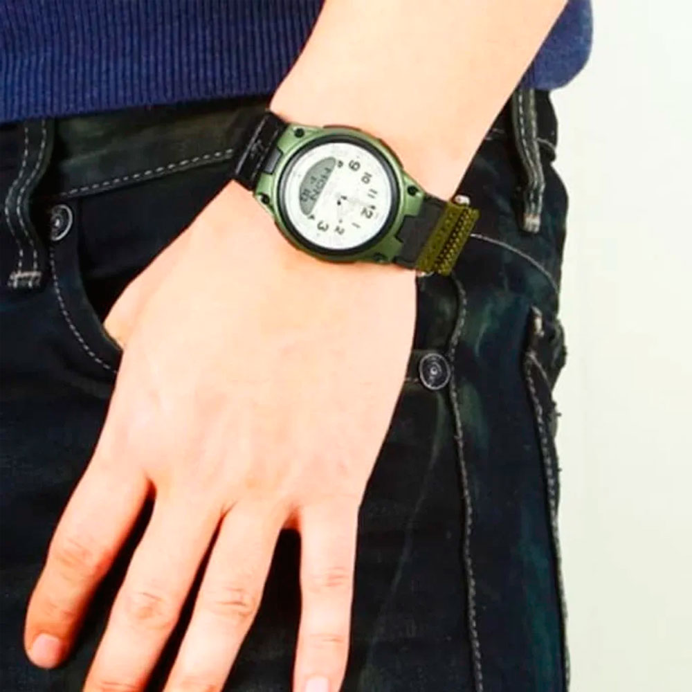 Reloj Casio Vintage AW 80V 3BVDF Forester Dando la Hora Dando La Hora