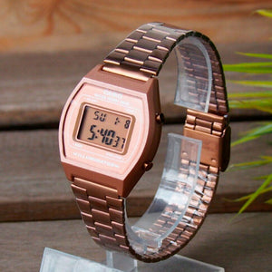 Reloj Casio Vintage B-640WC-5ADF Rosado/Metálico