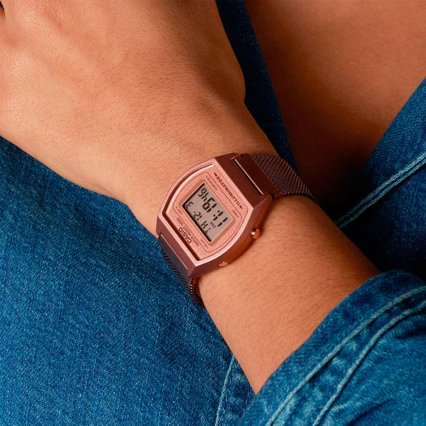Reloj Casio Vintage B640WMR-5ADF Rosado Metálico - Dando la Hora