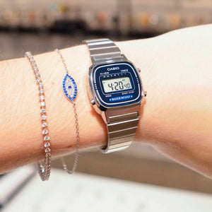 suéter abeja Sicilia Reloj Casio Vintage LA670WA-2DF Plateado - Dando la Hora - Dando La Hora