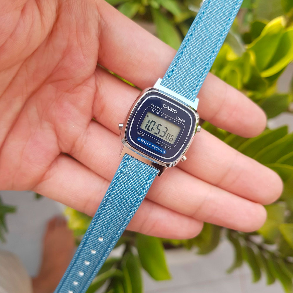 Reloj Casio Vintage LA670WL-2A2DF Azul Correa de Cuero - Dando la Hora -  Dando La Hora