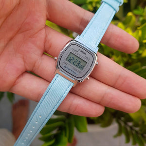 Reloj Casio Vintage LA670WL-2ADF Plateado Celeste - Dando la Hora