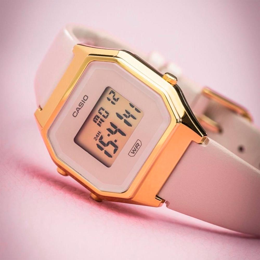 Reloj Casio Vintage LA680WEGL-4DF Correa de Cuero - Dando la Hora