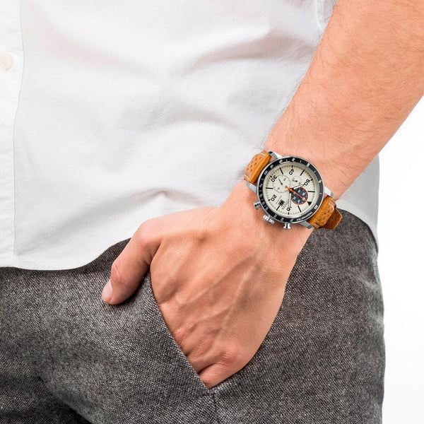 Reloj Citizen Eco Drive CA0641 16X Chronograph Solar Dando la Hora Dando La Hora