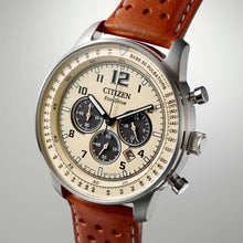 Reloj Citizen Eco- Drive CA4500-16X Chronograph Solar Dando la Hora