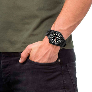 Reloj Citizen NH8385-11E Automático 46mm- Dando la Hora