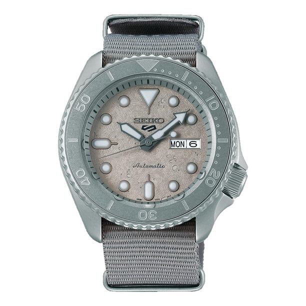 Reloj Seiko 5 Análogo Automático SRPG61K1 Metálico 42mm -Dando la Hora